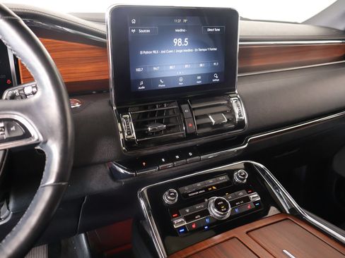Used 2020 Lincoln Navigator Reserve w/ Equipment Group 208A Reserve AWD/4WD image 5