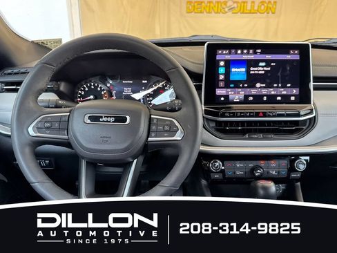 Used 2025 Jeep Compass Limited AWD/4WD image 14