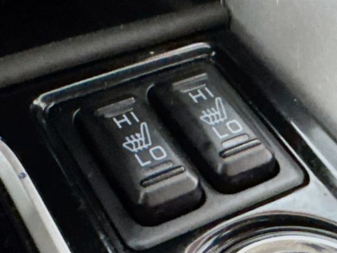 Used 2023 Mitsubishi Eclipse Cross LE image 3