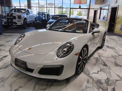Used 2017 Porsche 911 Carrera S RWD image 10