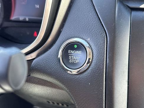 Used 2019 Ford Fusion SE w/ Equipment Group 151A image 32