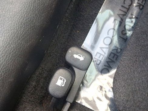 Used 2012 Hyundai Elantra GLS w/ Preferred Pkg 3 image 25