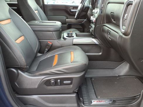 Certified 2022 GMC Sierra 2500 AT4 w/ Snow Plow Prep/Camper Package image 11