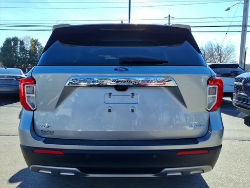 Certified 2023 Ford Explorer XLT w/ Equipment Group 202A image 7