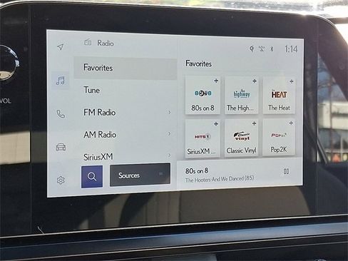 Used 2023 Lexus UX 250h AWD w/ Premium Package image 17