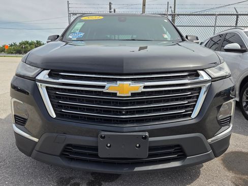 Used 2023 Chevrolet Traverse LT w/ LT Premium Package AWD/4WD image 6
