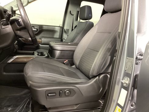 Used 2019 Chevrolet Silverado 1500 RST image 30