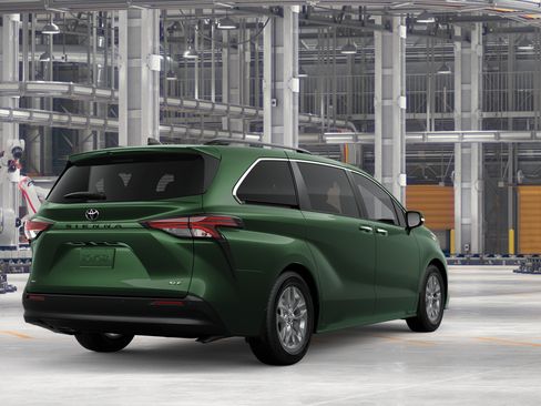 New 2026 Toyota Sienna XLE FWD image 9