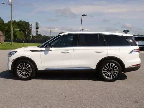 Used 2022 Lincoln Aviator Reserve w/ Equipment Group 201A image 4