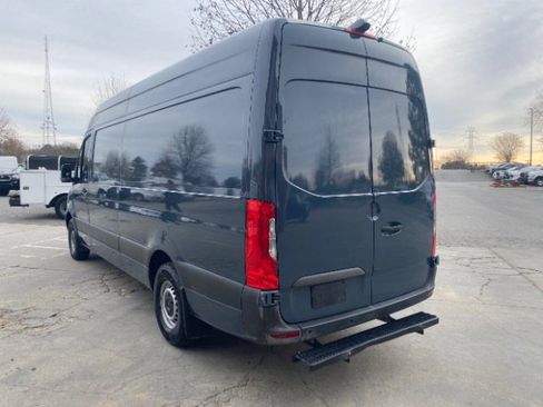 Used 2019 Mercedes-Benz Sprinter 170 image 3