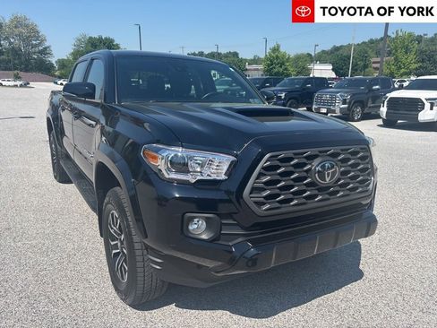 Used 2020 Toyota Tacoma TRD Sport w/ Technology Package AWD/4WD image 1