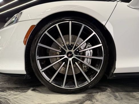 Used 2020 McLaren GT RWD image 20