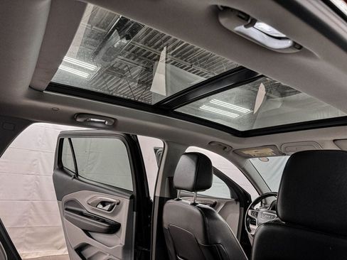 Used 2018 GMC Terrain SLT w/ Preferred Package AWD/4WD image 13