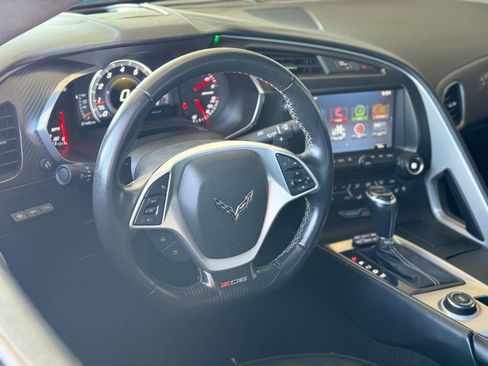 Used 2015 Chevrolet Corvette Z06 w/ 3LZ Preferred Equipment Group RWD image 71
