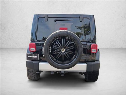 Used 2014 Jeep Wrangler Unlimited Sahara w/ Connectivity Group AWD/4WD image 6