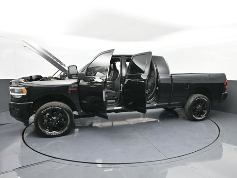 Used 2024 RAM 3500 Laramie w/ Night Edition image 46