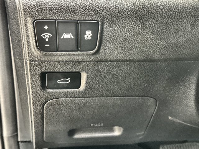 Used 2022 Kia K5 GT-Line FWD image 34