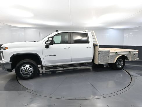 Used 2021 Chevrolet Silverado 3500 LT w/ Convenience Package AWD/4WD image 12