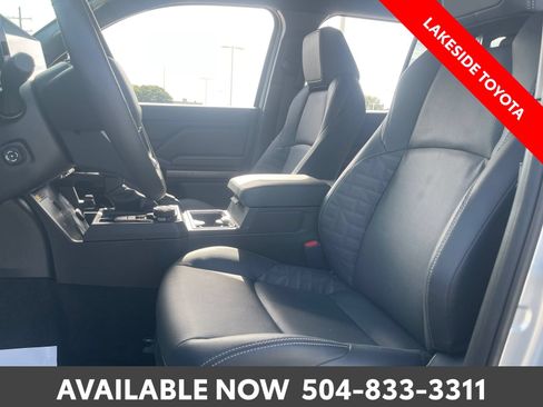 Certified 2026 Toyota 4Runner TRD Off-Road Premium AWD/4WD image 28