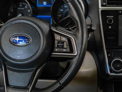 Used 2019 Subaru Outback 2.5i Limited w/ Popular Package #2 image 17