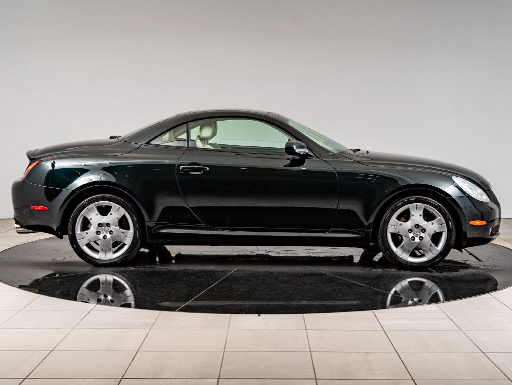 Used 2004 Lexus SC 430 Convertible w/ Preferred Accessory Pkg RWD image 12