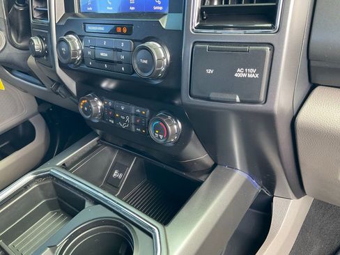 Certified 2022 Ford F250 XLT w/ XLT Premium Package image 73