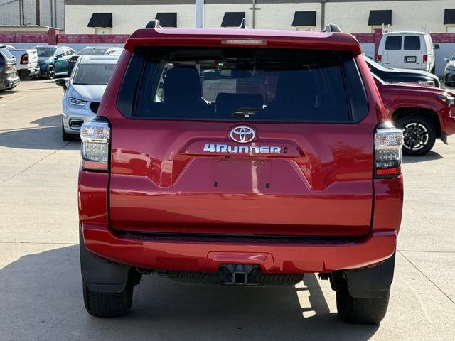 Used 2021 Toyota 4Runner SR5 AWD/4WD image 5