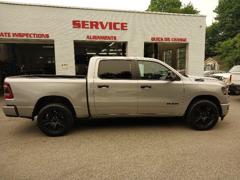Used 2024 RAM 1500 Big Horn AWD/4WD image 1