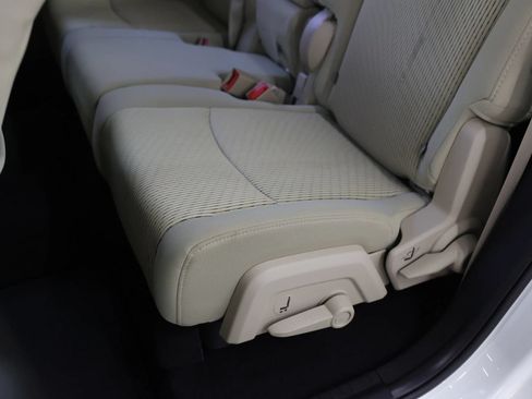 Used 2015 Dodge Journey American Value Package w/ Flexible Seating Group FWD image 18