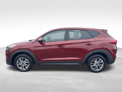 Used 2018 Hyundai Tucson SE w/ Cargo Package FWD image 6