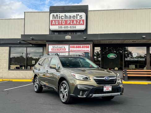 Used 2020 Subaru Outback Limited AWD/4WD image 2