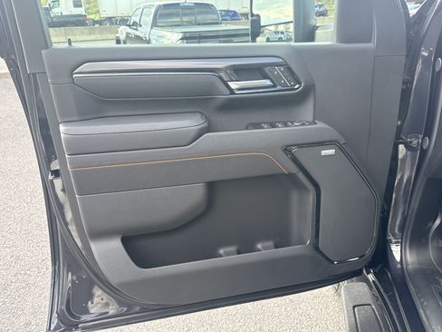 New 2026 GMC Sierra 2500 AT4 w/ AT4 Premium Plus Package AWD/4WD image 18