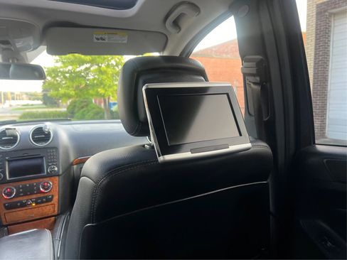 Used 2009 Mercedes-Benz GL 450 4MATIC image 31