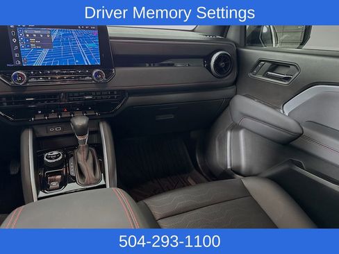 Used 2023 Chevrolet Colorado Z71 w/ Z71 Convenience Package 2 image 23