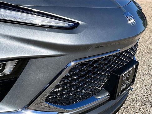 Used 2024 Buick Encore GX Avenir w/ Avenir Convenience Package image 29