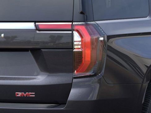 New 2026 GMC Yukon XL Denali RWD image 11
