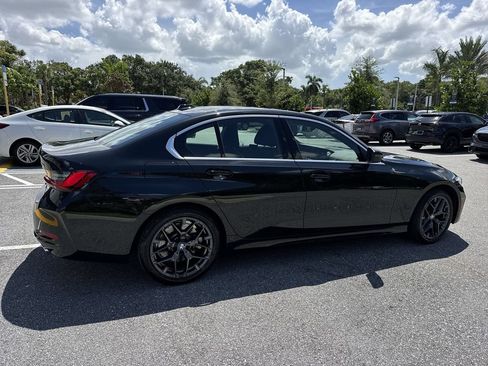 Used 2026 BMW 330i xDrive Sedan AWD/4WD image 4