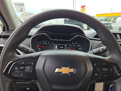 Certified 2023 Chevrolet TrailBlazer LS FWD image 34