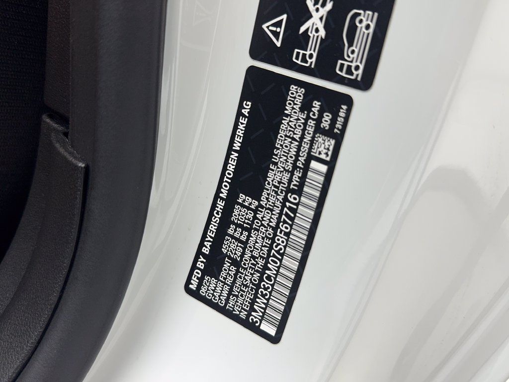 Used 2025 BMW 230i xDrive Coupe AWD/4WD image 50