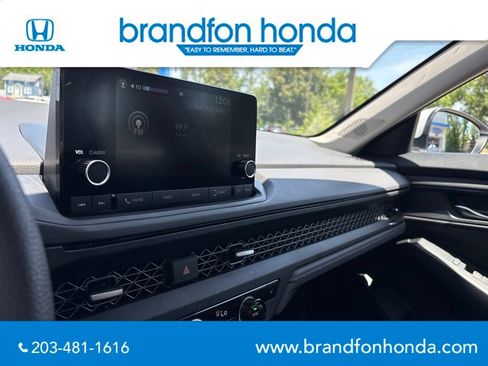 Used 2024 Honda Accord EX image 18