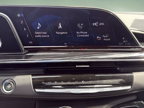 Certified 2024 Cadillac Escalade Sport w/ LPO, ONYX Package AWD/4WD image 30