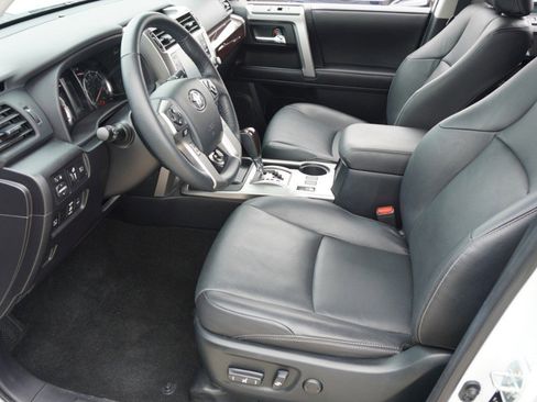 Used 2024 Toyota 4Runner Limited AWD/4WD image 13