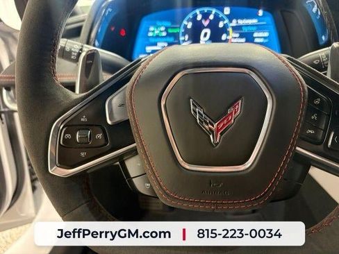 Used 2023 Chevrolet Corvette Stingray Premium Conv w/ Z51 Performance Package RWD image 15