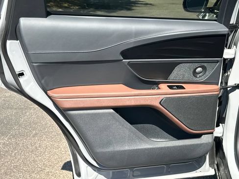 New 2026 Lincoln Nautilus Reserve w/ Jet Appearance Package AWD/4WD image 21