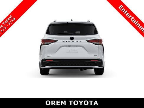 New 2026 Toyota Sienna XSE FWD image 8