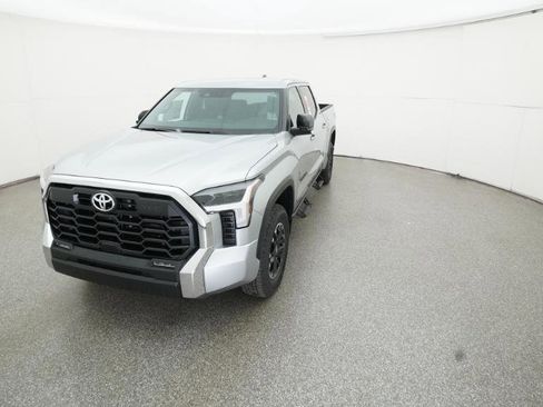 New 2026 Toyota Tundra SR5 w/ TRD Off-Road Package AWD/4WD image 31