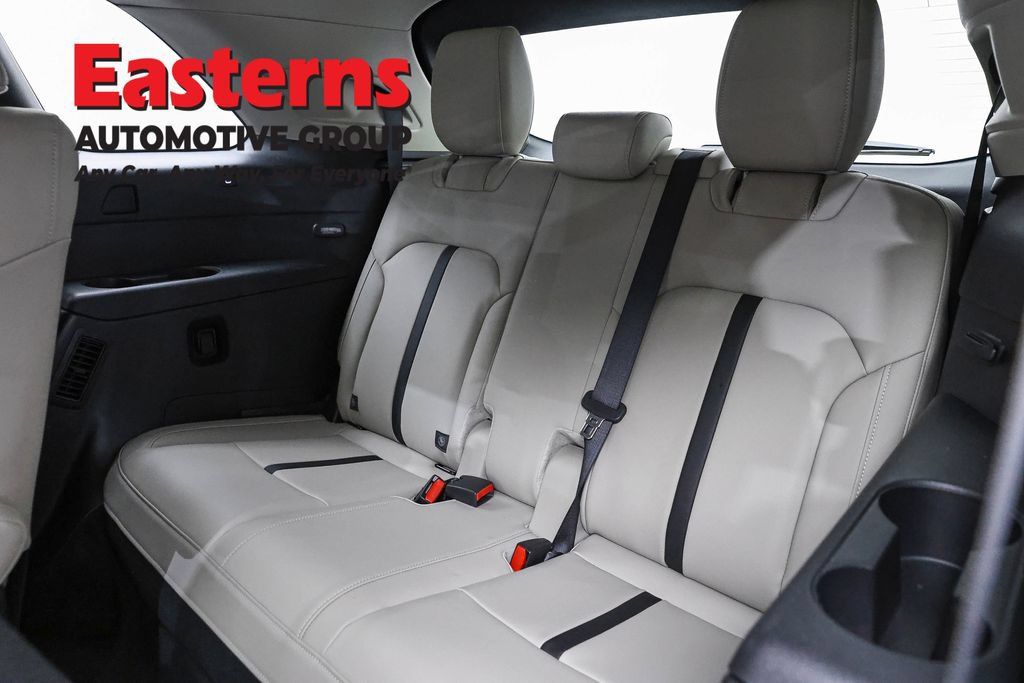 Used 2024 MAZDA CX-90 Plug-In Hybrid w/ Preferred AWD/4WD image 26