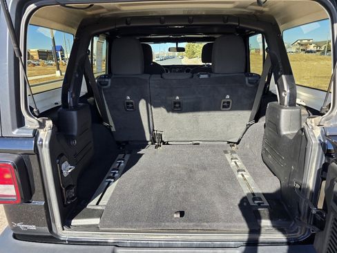 Used 2020 Jeep Wrangler Unlimited Sport image 30