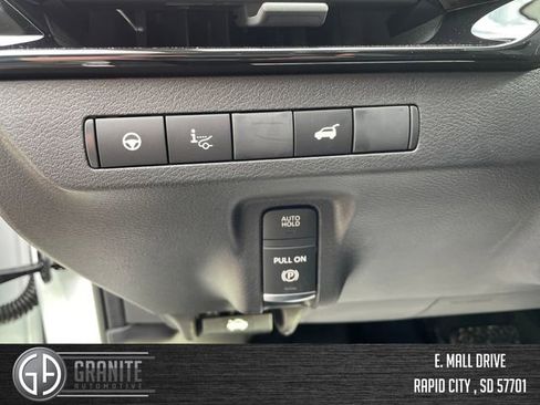 New 2026 Nissan Murano Platinum w/ Cargo Package AWD/4WD image 32