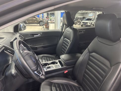 Certified 2024 Ford Edge SEL image 9